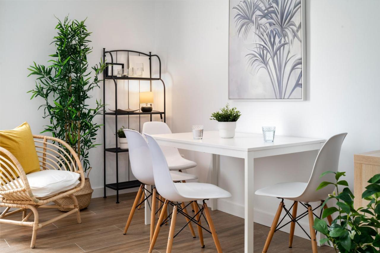 Mino Suite Apartment Севілья Екстер'єр фото