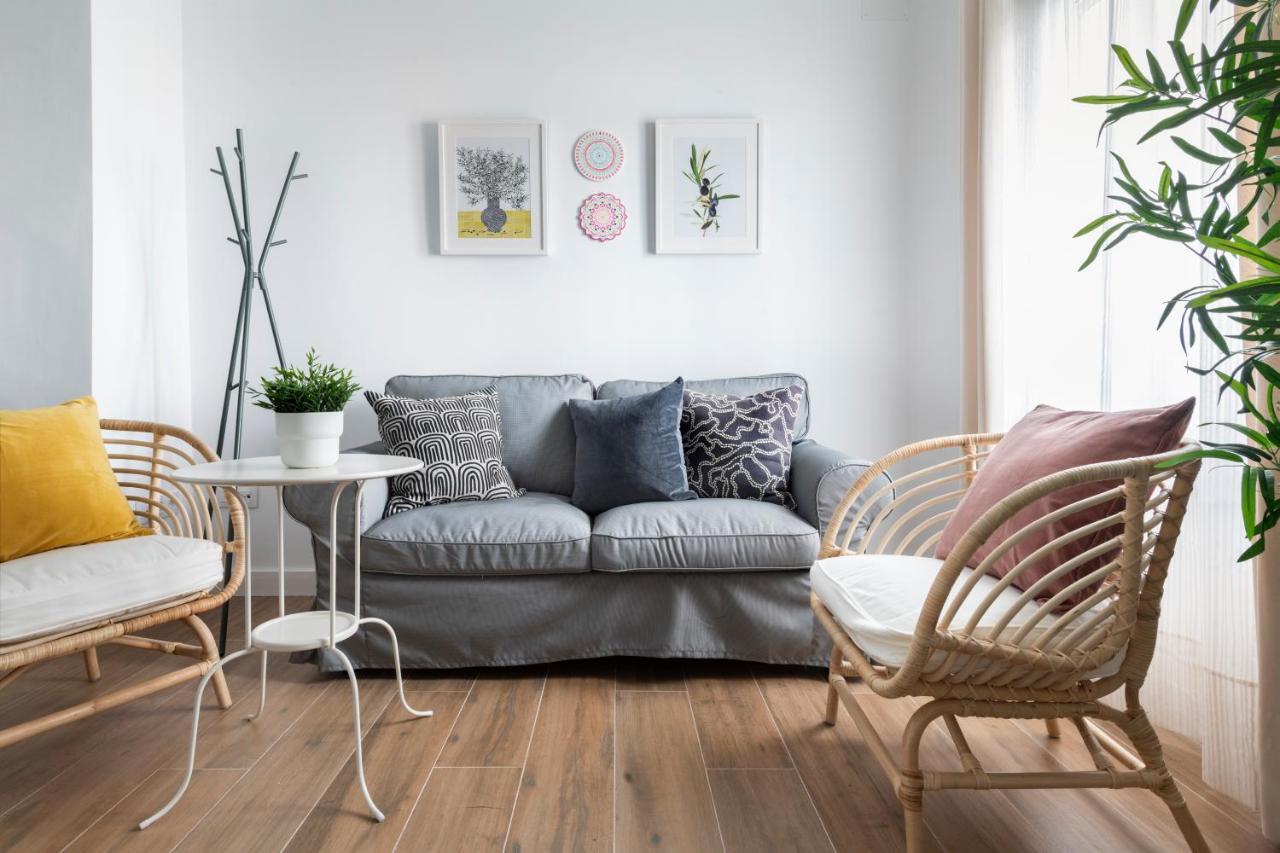 Mino Suite Apartment Севілья Екстер'єр фото